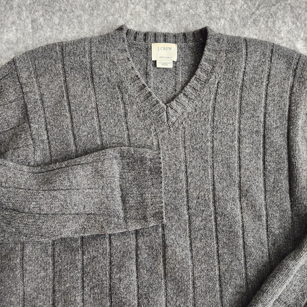 J Crew Sweater Lambswool Men's M Preppy Classic Minimalist Academia Ribbed Gray